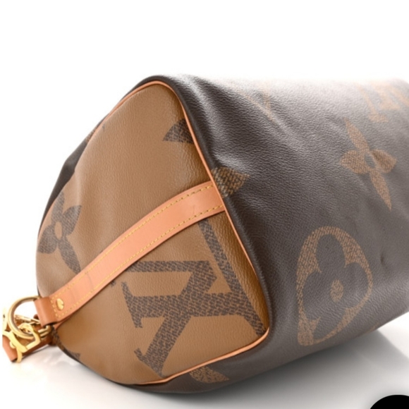🎉HP🎉Louis Vuitton Giant Reverse Monogram Speedy 30 Limited Edition - Picture 2 of 15